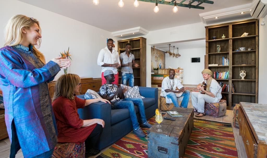 Timbuktu Hostel Сан-Вито-Ло-Капо Экстерьер фото